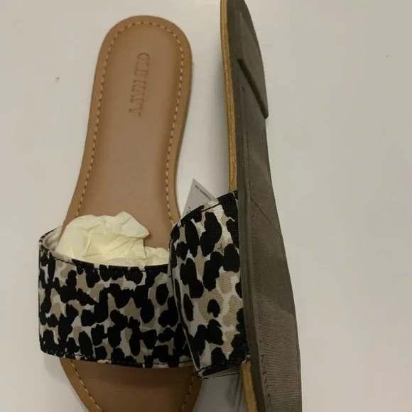 Leopard Print Textile Slides - Picture 4 of 8